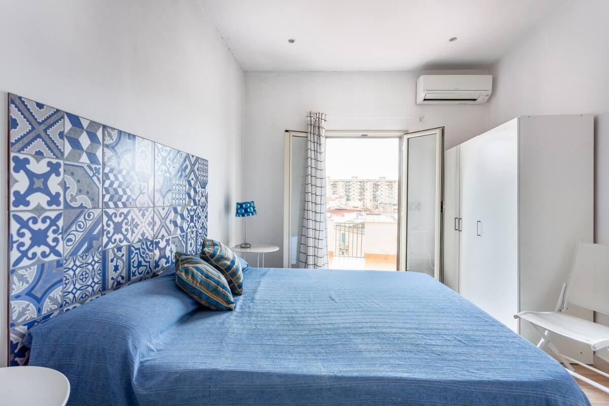Frank'S House - Appartamento Con Terrazzo In Centro Palermo Luaran gambar